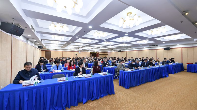 企业培训器材，如何选择合适报价？**