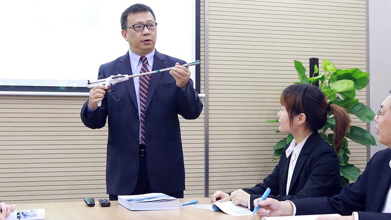 在选择培训机构时，以下因素是考生需要重点关注的：